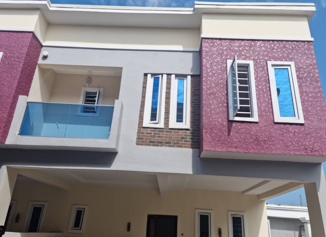 4 BEDROOM TERRACE DUPLEX, CREEK AVENUE COURT PHASE 2, IKOTA, LEKKI -ii